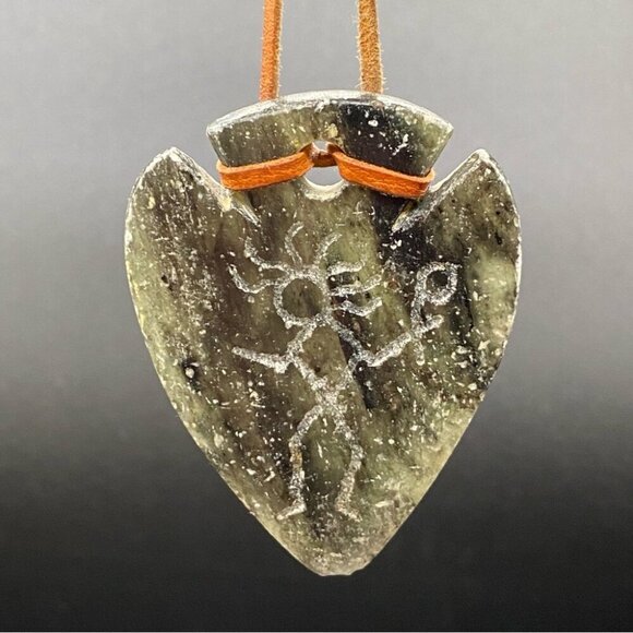 Carved Soapstone Dagger Shaped Pendant Necklace 17in - Picture 4 of 16